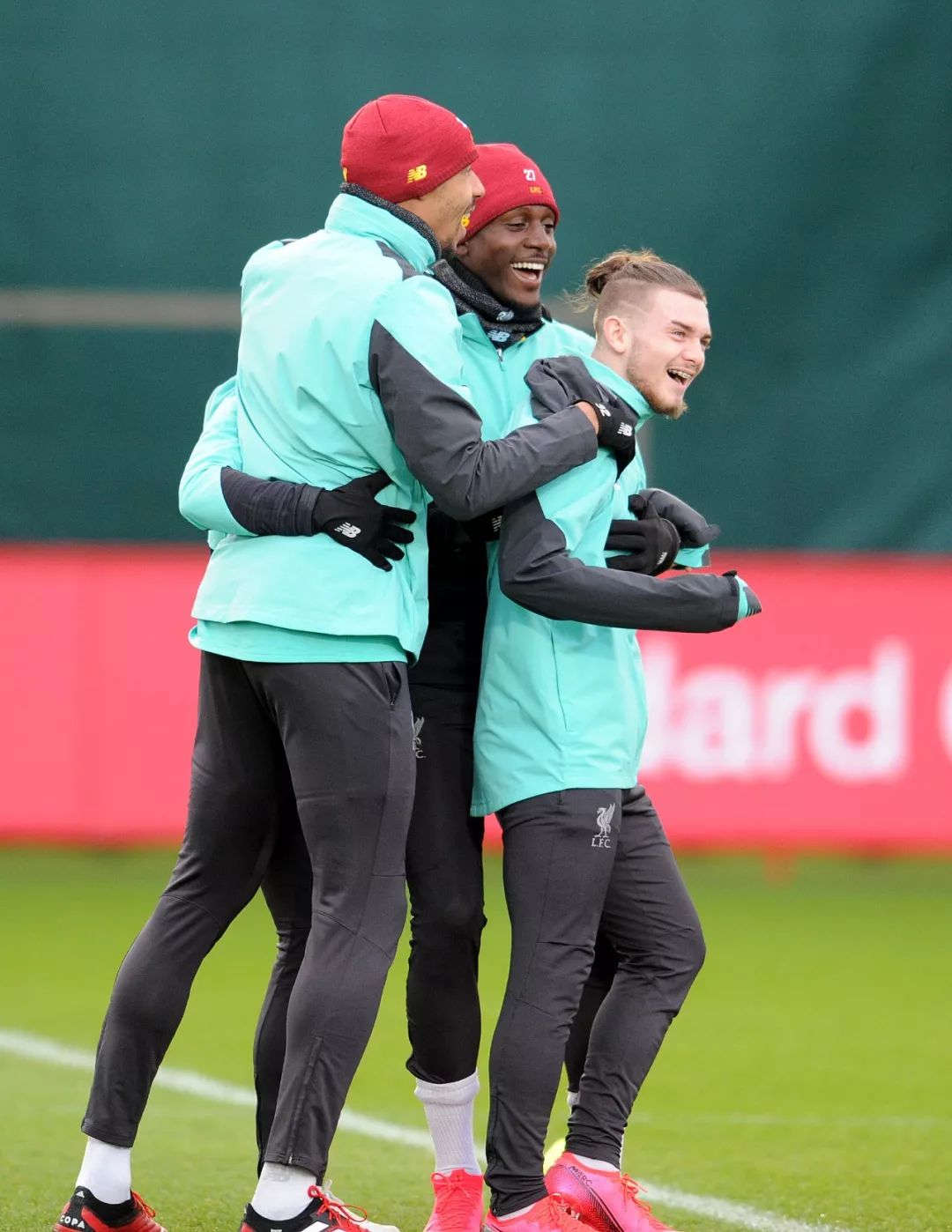 盛世平台官方-包含关键时刻切尔西伤情更新克里夫兰骑士今夜防线松动，莎拉波娃在加拿大队比赛中战术调整看傻球迷的词条